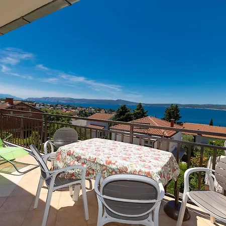 Apartament Nada Selce